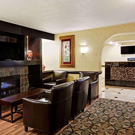 Days Inn By Wyndham Charlotte/Woodlawn Near Carowinds Exteriör bild
